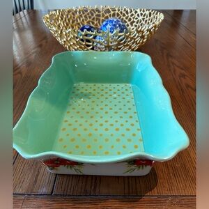 EUC Pioneer Woman Green & Gold Floral Stoneware Bakeware/Baking Dish, Used…